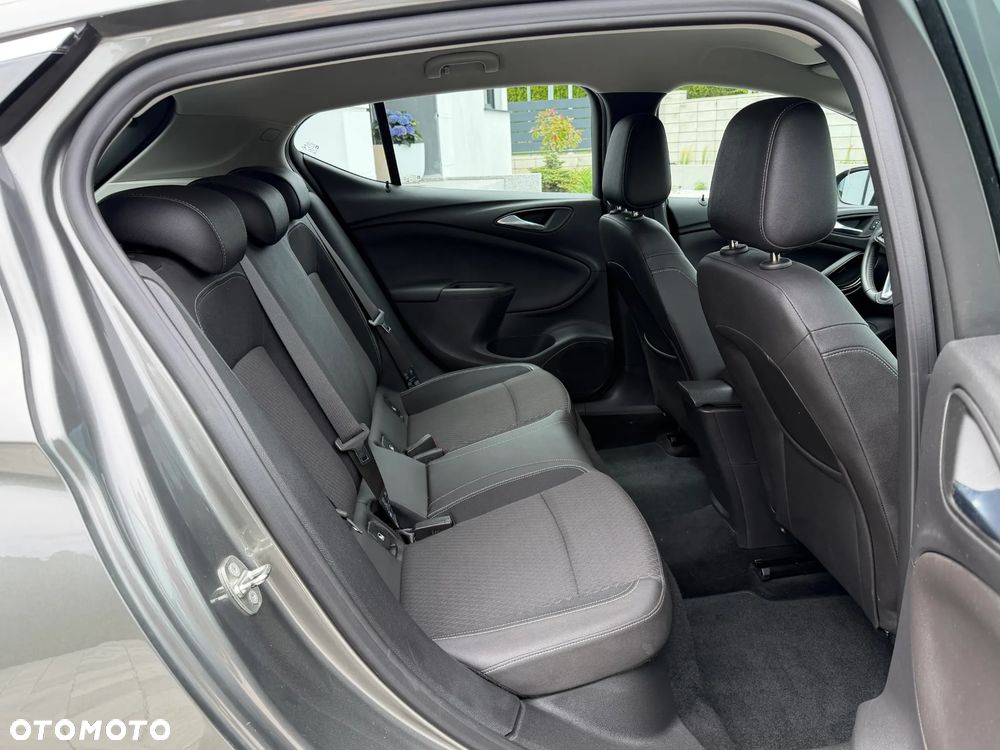 Opel Astra 1.6 D (CDTI) Innovation - 31