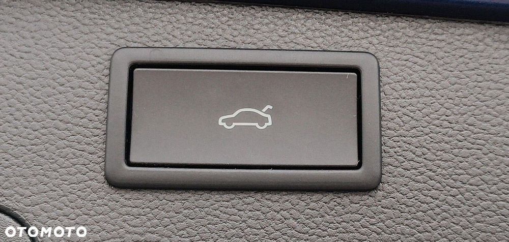 Volkswagen Passat - 28