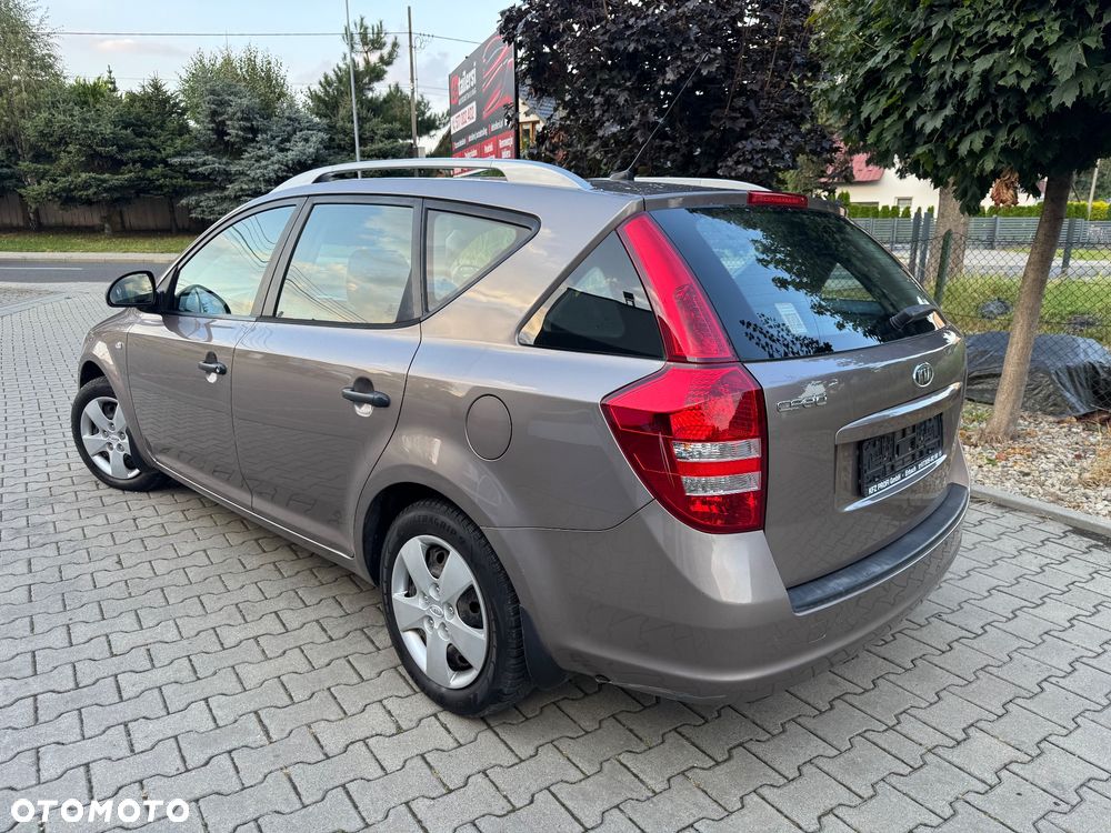 Kia Ceed Cee'd 1.4 Comfort - 8