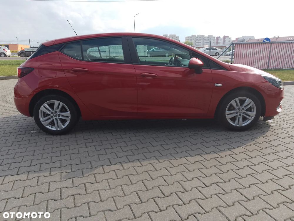 Opel Astra V 1.2 T Edition S&S - 4