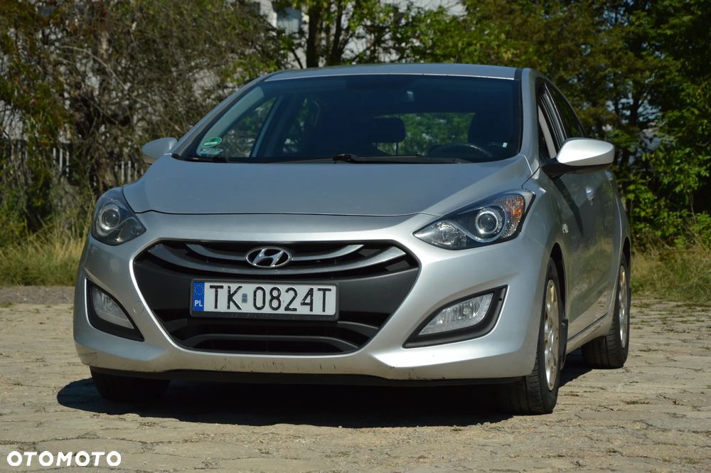 Hyundai i30 1.6 CRDi Classic + - 12