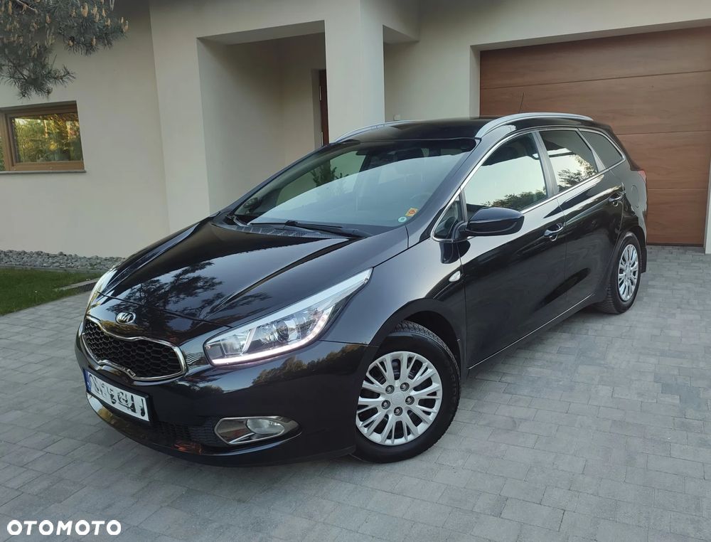 Kia Ceed 1.6 GDI L Business Line - 1