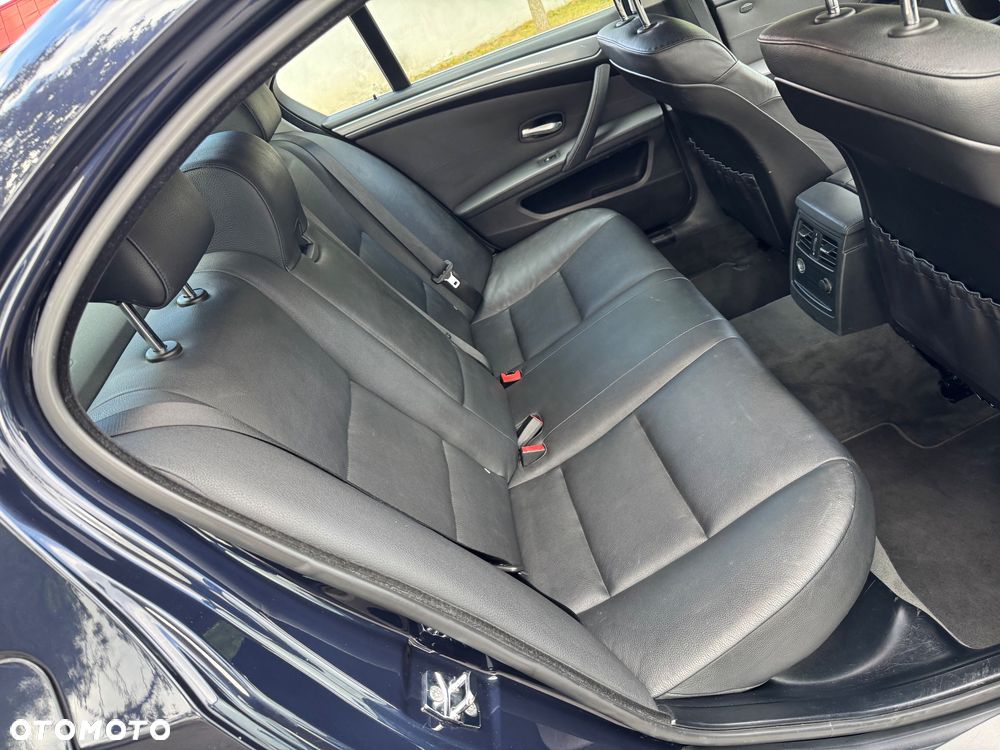 BMW Seria 5 - 35