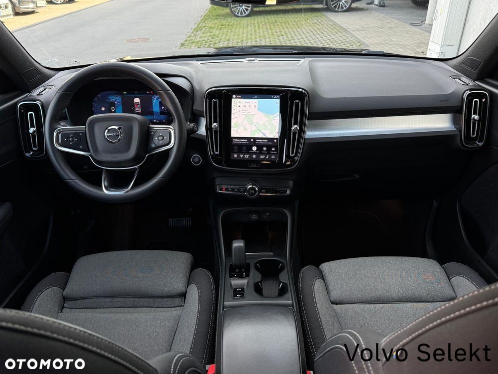 Volvo XC 40 B3 Core - 12
