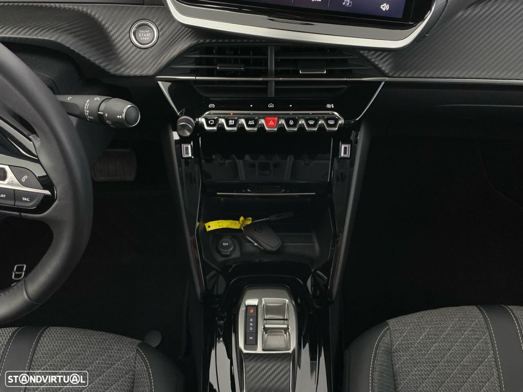 Peugeot 208 1.2 Hybrid GT e-DCS6 - 16