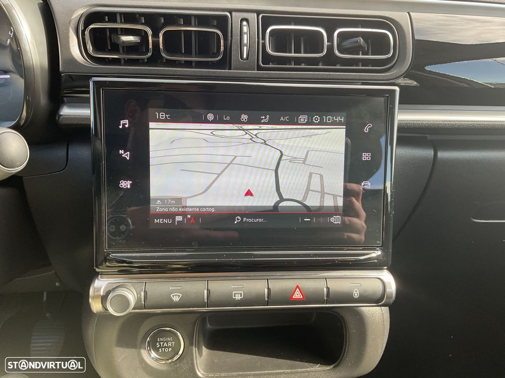 Citroën C3 1.2 PureTech Shine - 26