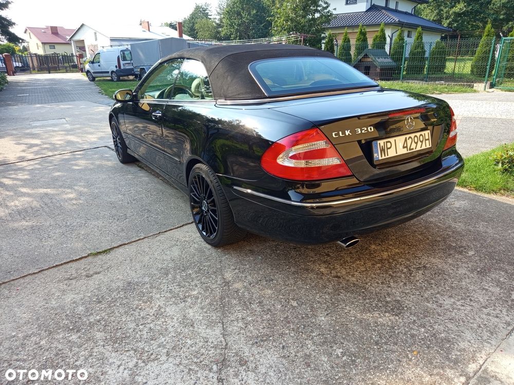 Mercedes-Benz CLK - 5