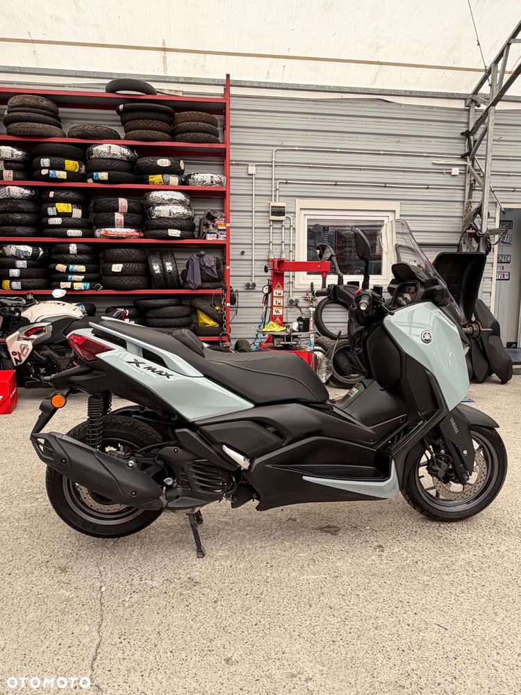 Yamaha X-max - 9