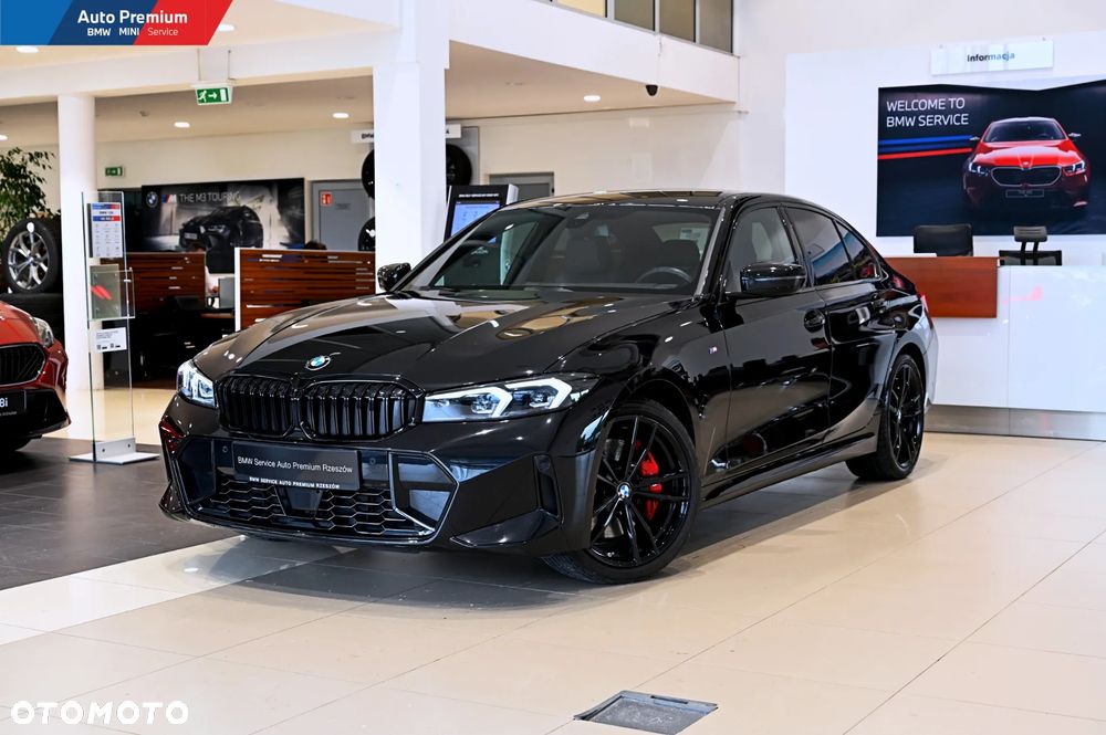 BMW Seria 3 330i xDrive M Sport - 4