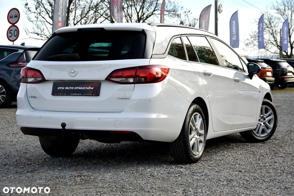 Opel Astra 1.4 Turbo Innovation - 17