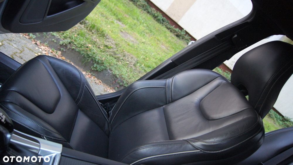 Volvo V60 D3 R-Design - 23