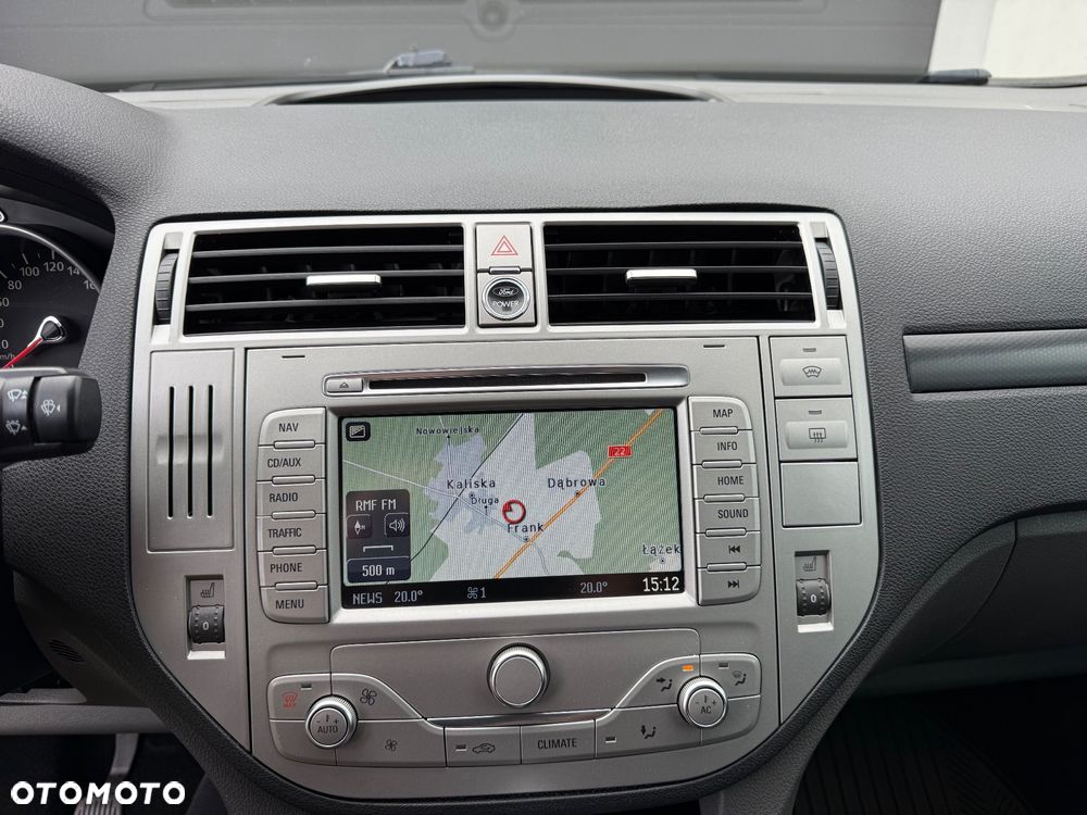 Ford Kuga 2.0 TDCi 2x4 Titanium - 15