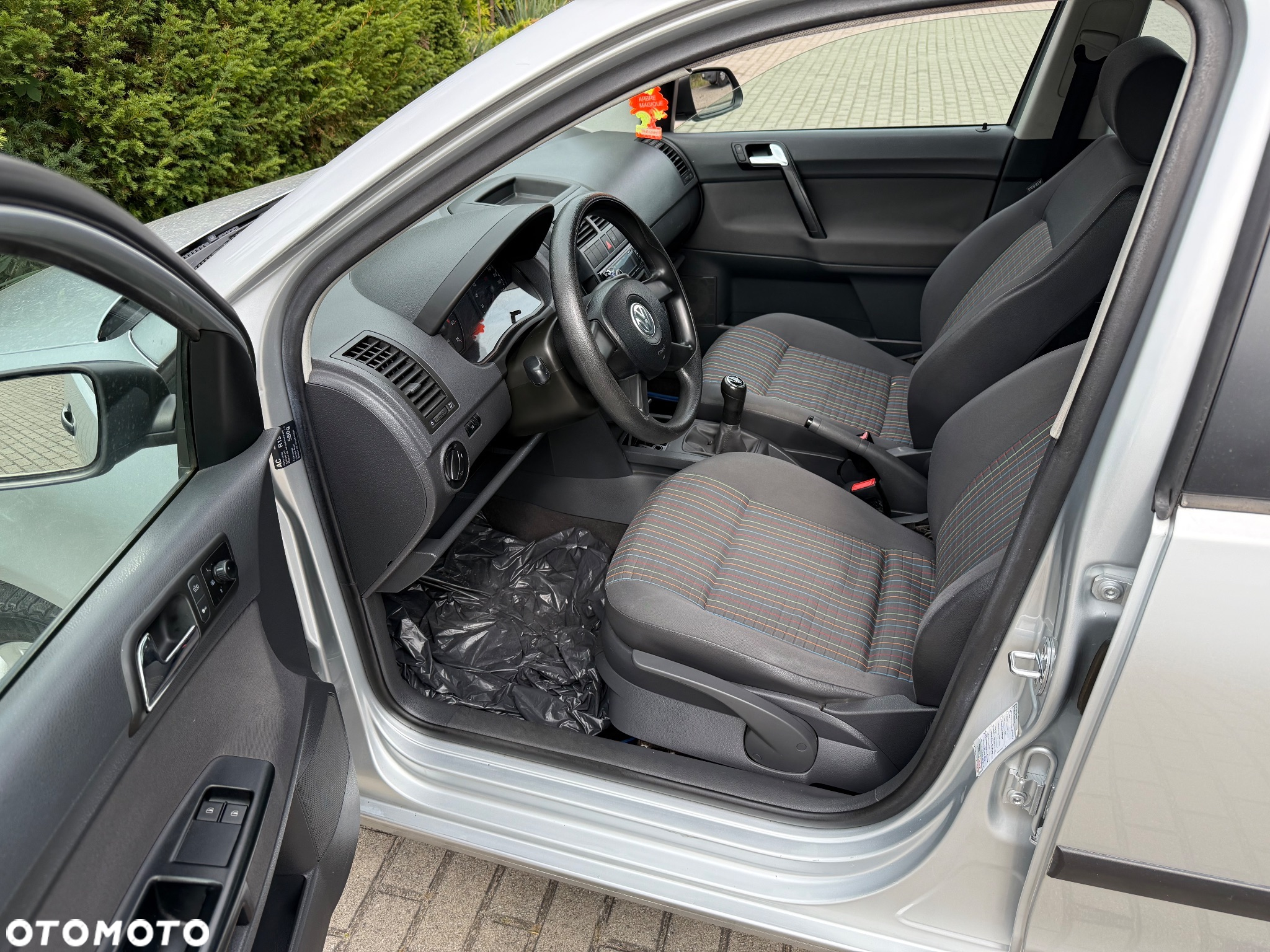 Volkswagen Polo 1.2 12V Comfortline - 5