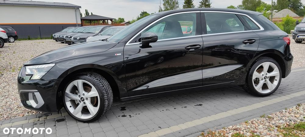 Audi A3 Sportback - 3