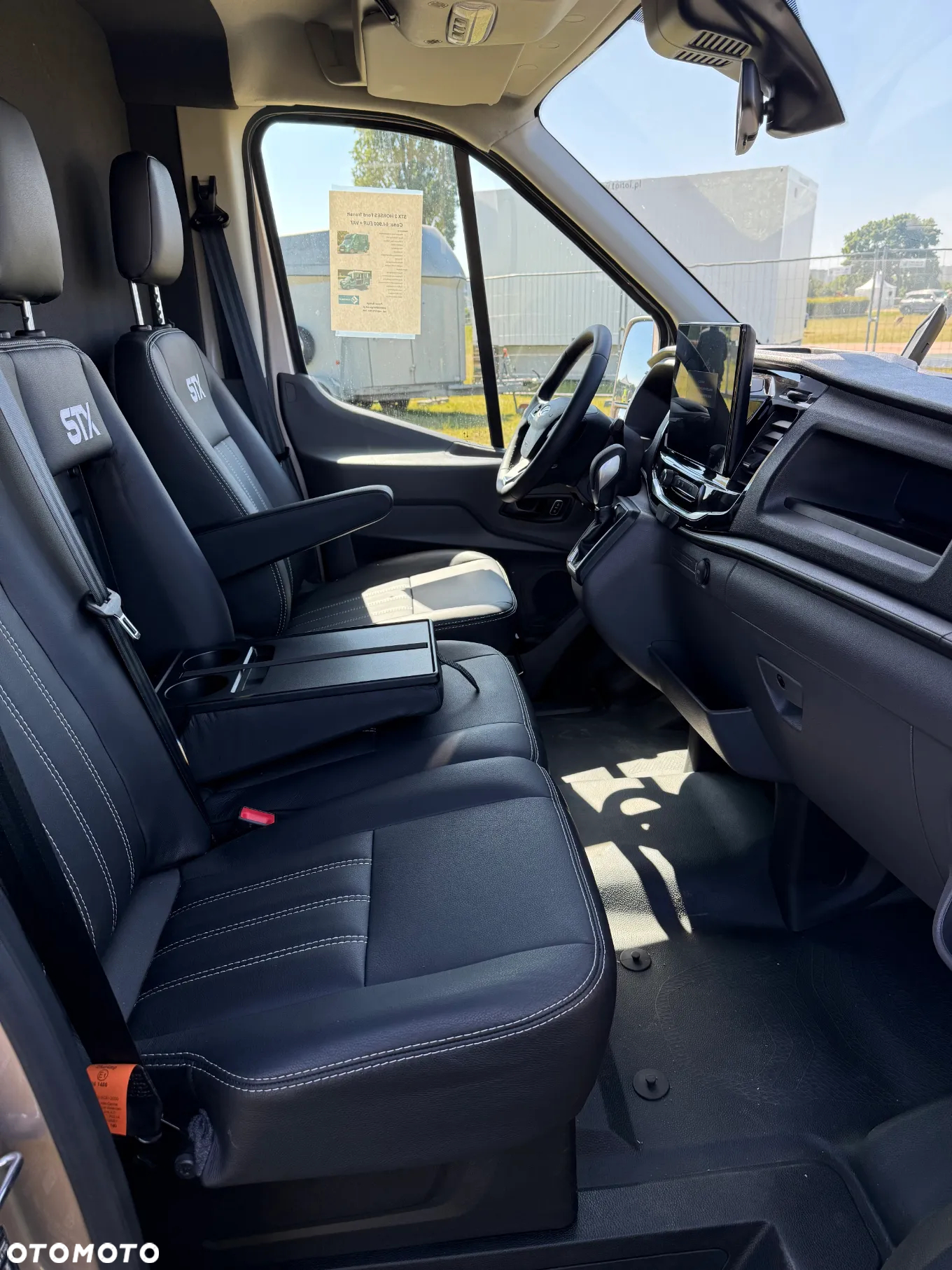 Ford Transit - 11
