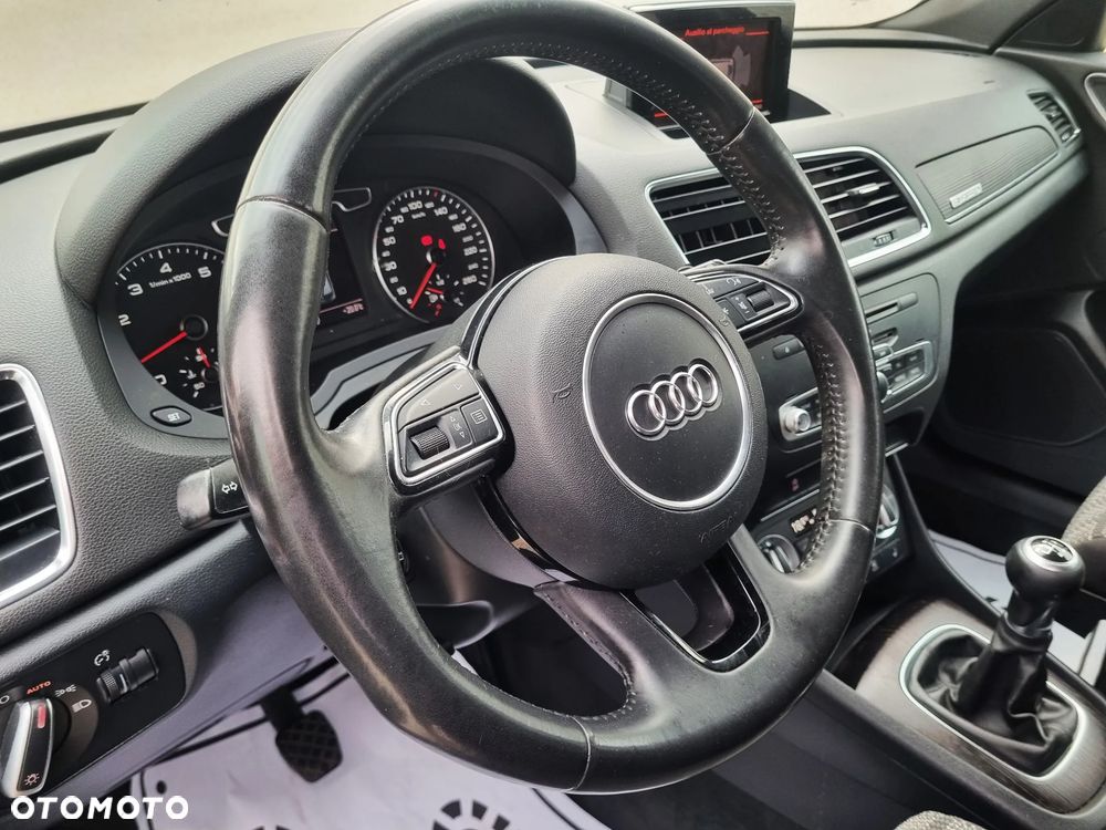Audi Q3 - 18
