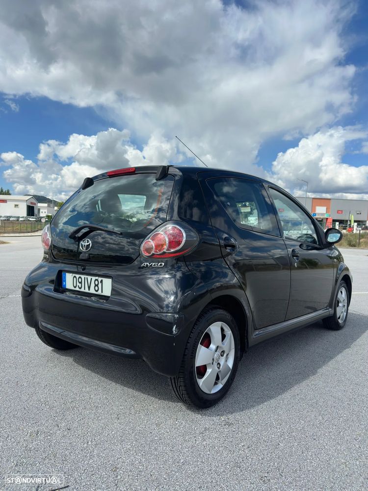 Toyota Aygo 1.0 Plus - 4