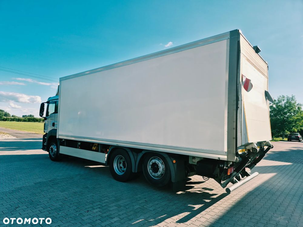 MAN TGS 26.360 6X2 CARRIER chłodnia 7m - 4