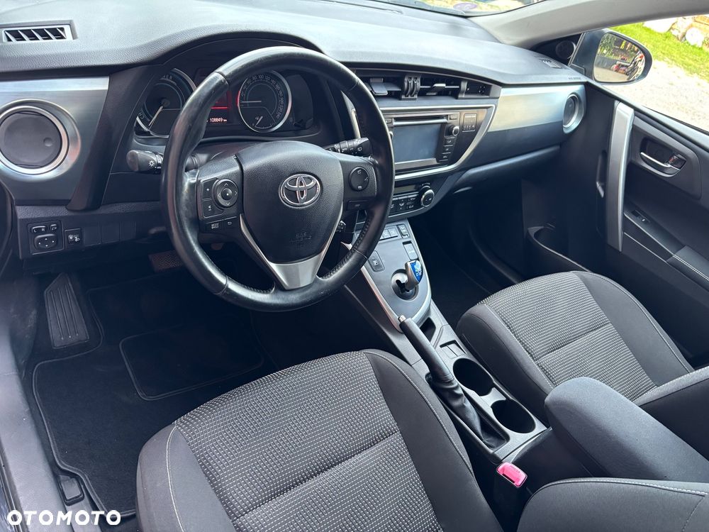 Toyota Auris 1.8 HSD Luna - 7
