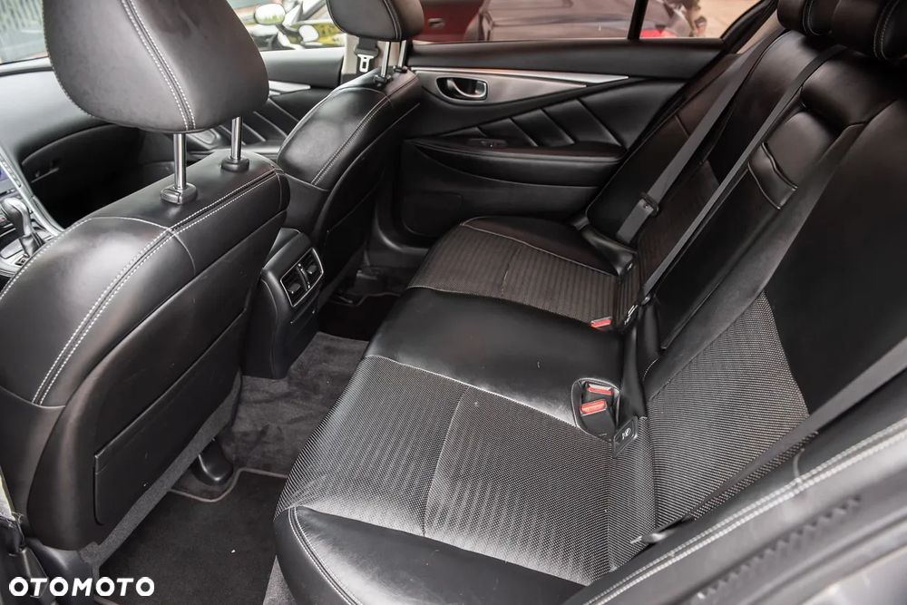 Infiniti Q50 Q50S Hybrid Sport AWD - 28