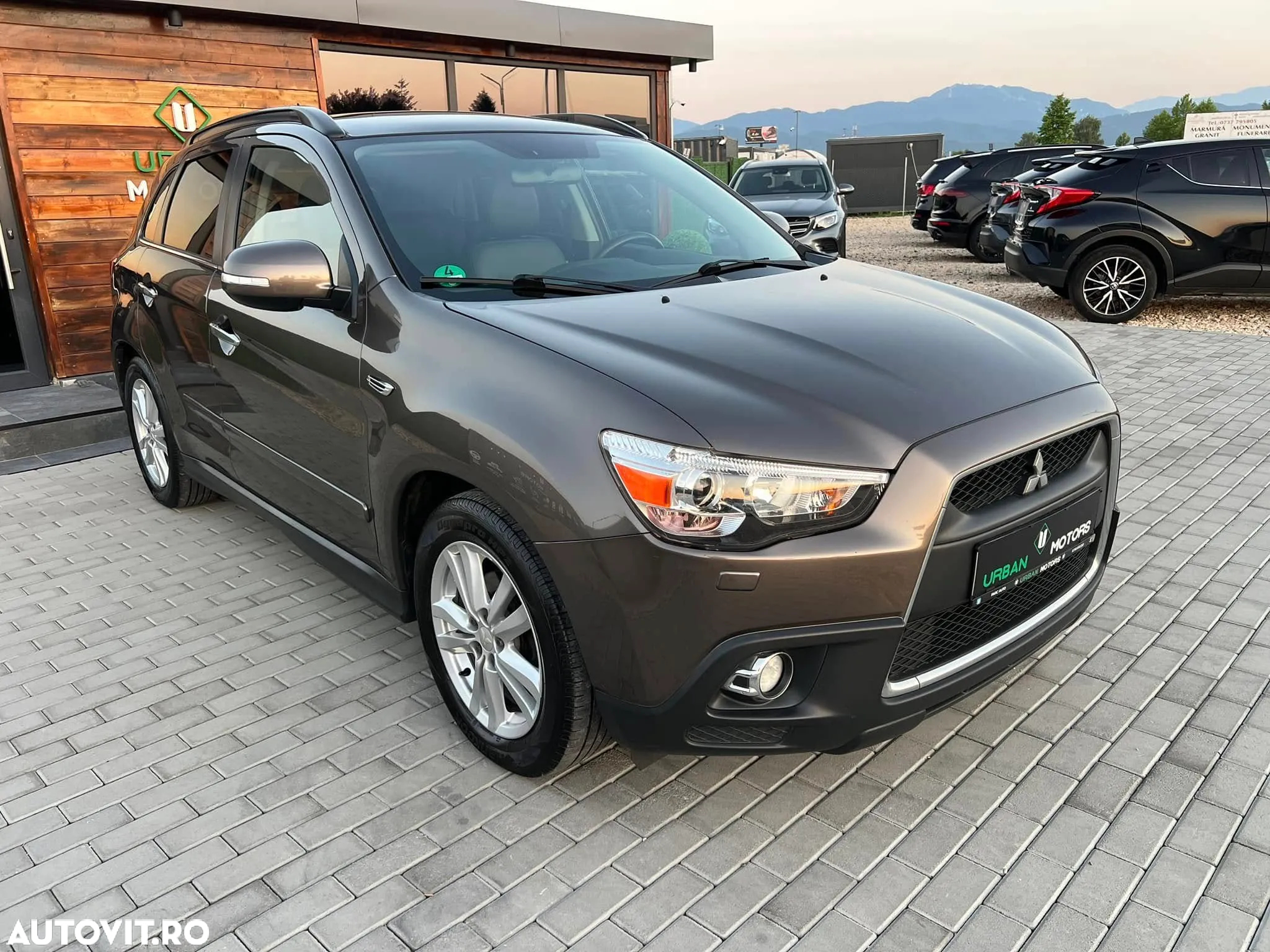 Mitsubishi ASX 1.8 DI-D 4WD Instyle - 10