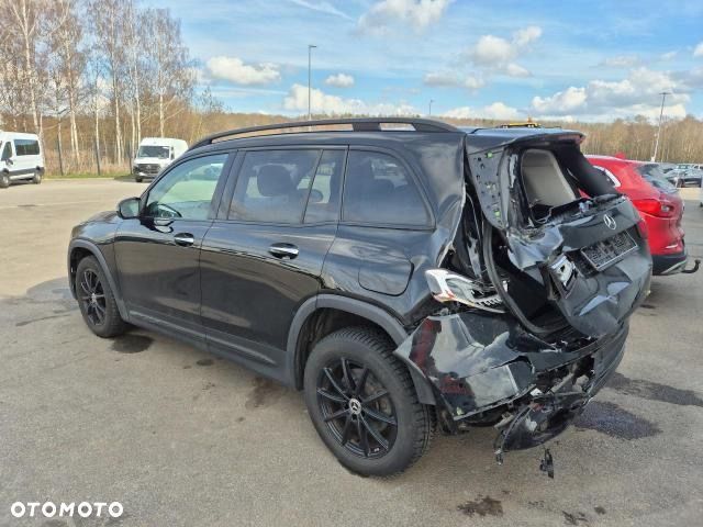 Mercedes-Benz GLB - 20
