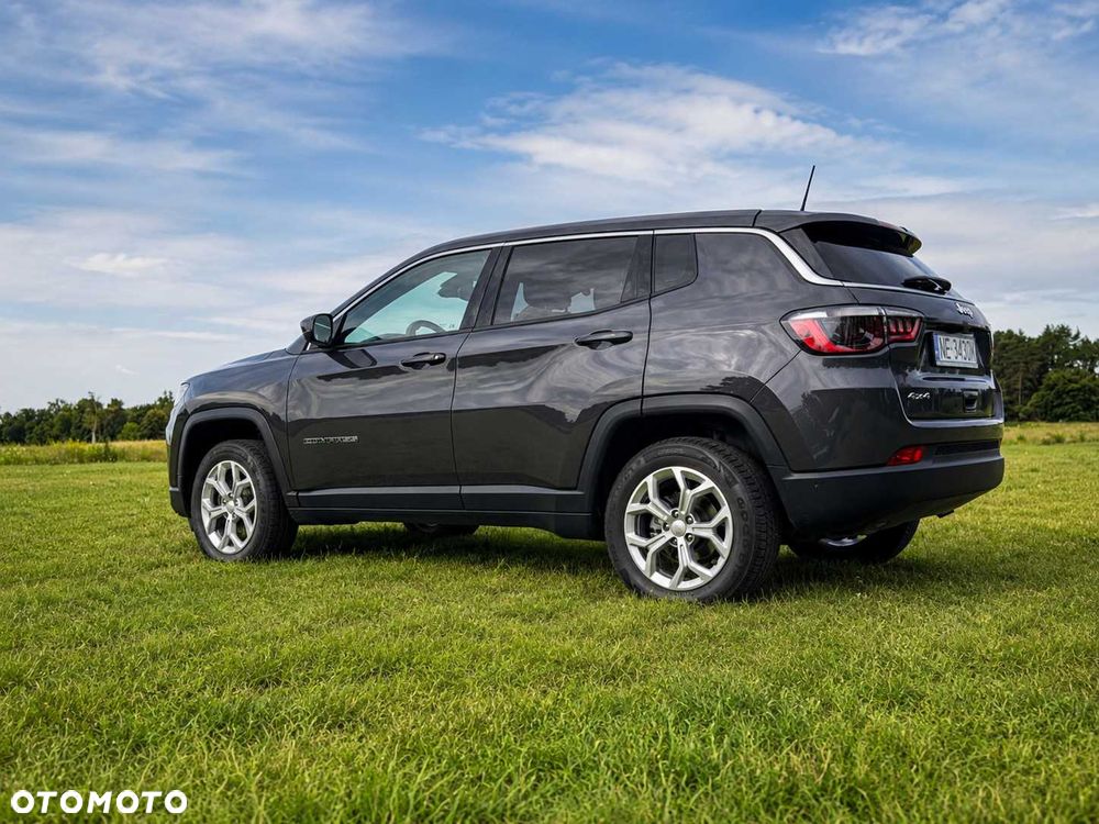 Jeep Compass - 3