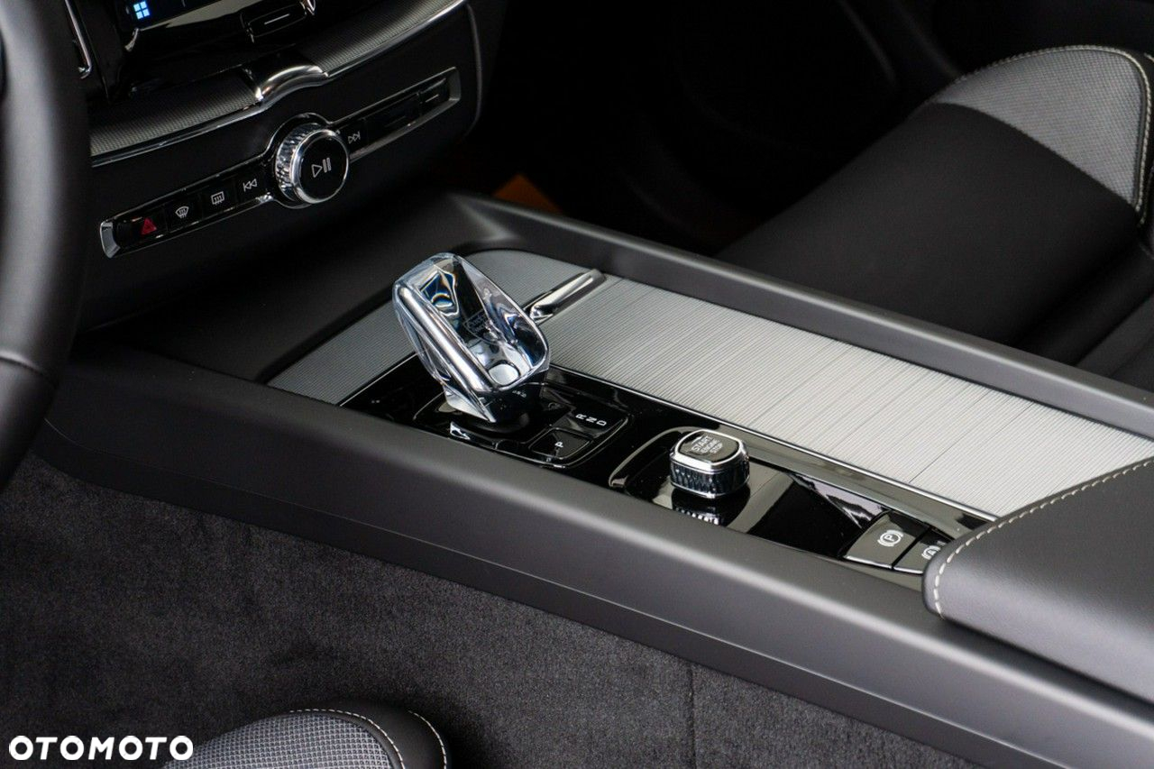 Volvo XC 60 - 13