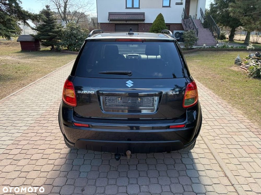 Suzuki SX4 1.6 GS / Premium - 12