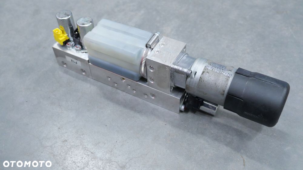 bmw f12 pompa dachu cabrio roof pump 7226952 oe - 1