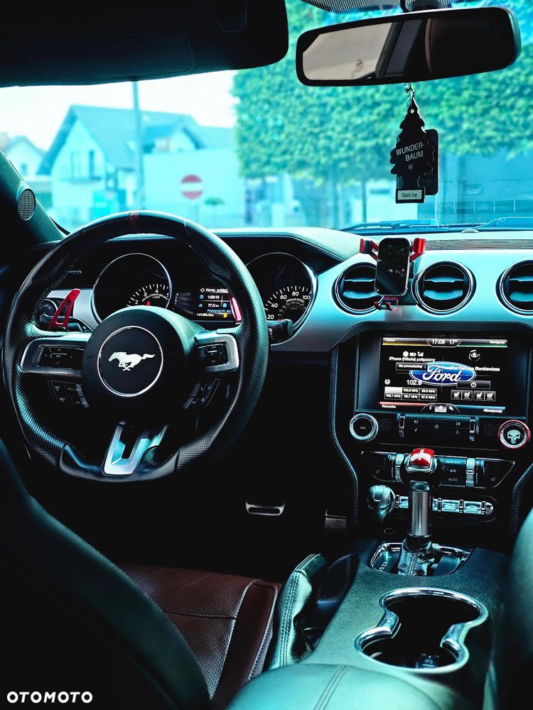 Ford Mustang 5.0 V8 GT - 16