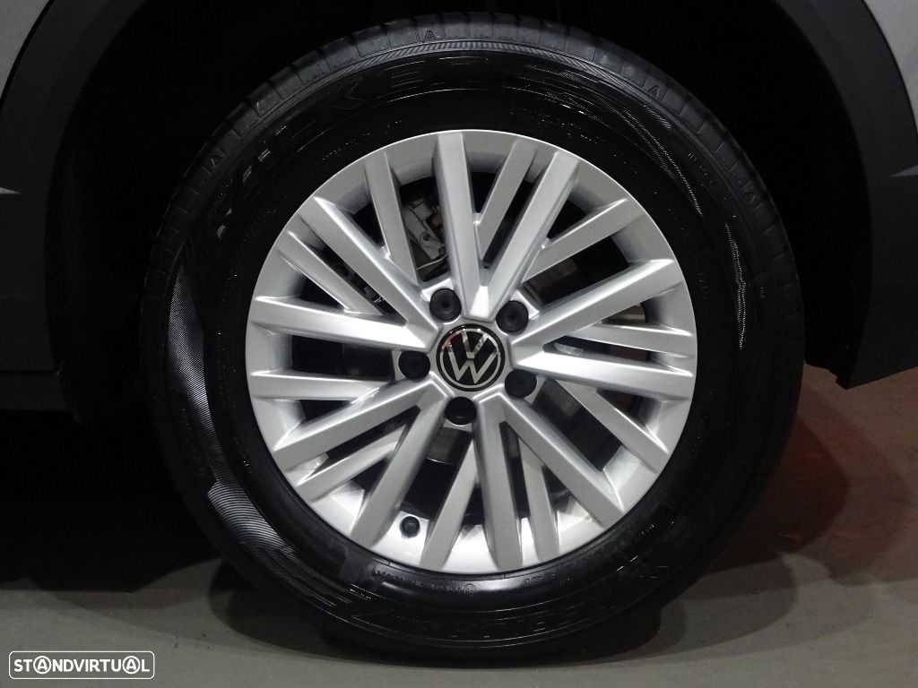 VW T-Roc 1.0 TSI Urban - 32