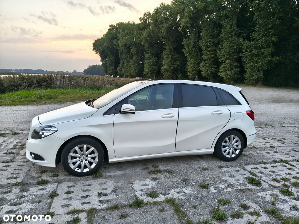 Mercedes-Benz Klasa B 180 CDI (BlueEFFICIENCY) - 1