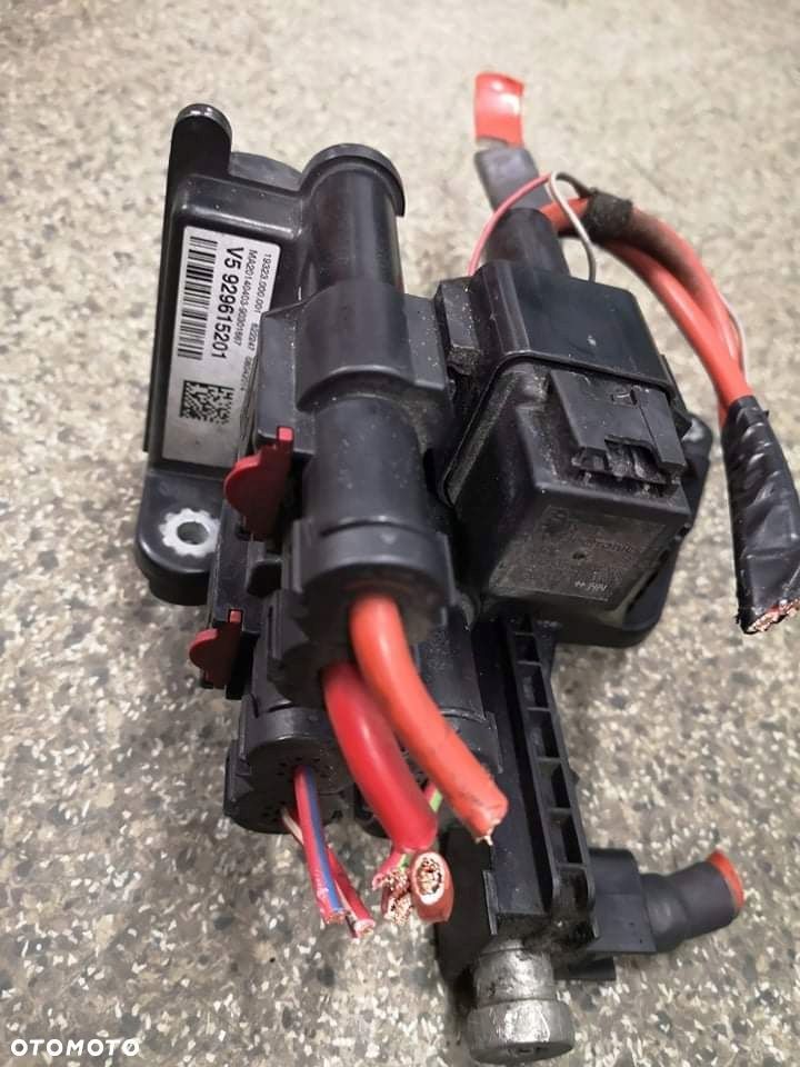 BMW F30 BEZPIECZNIK AKUMULATORA 929615201