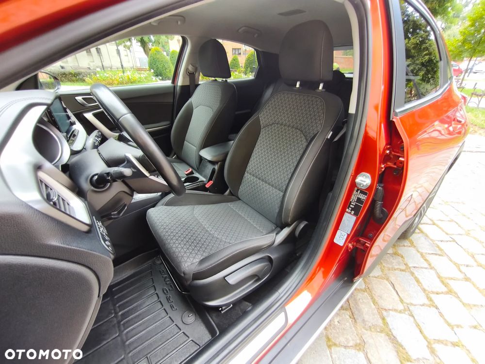 Kia XCeed 1.4 T-GDI L DCT - 10
