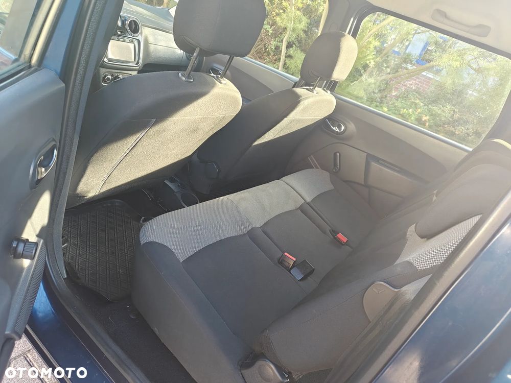 Dacia Lodgy - 12