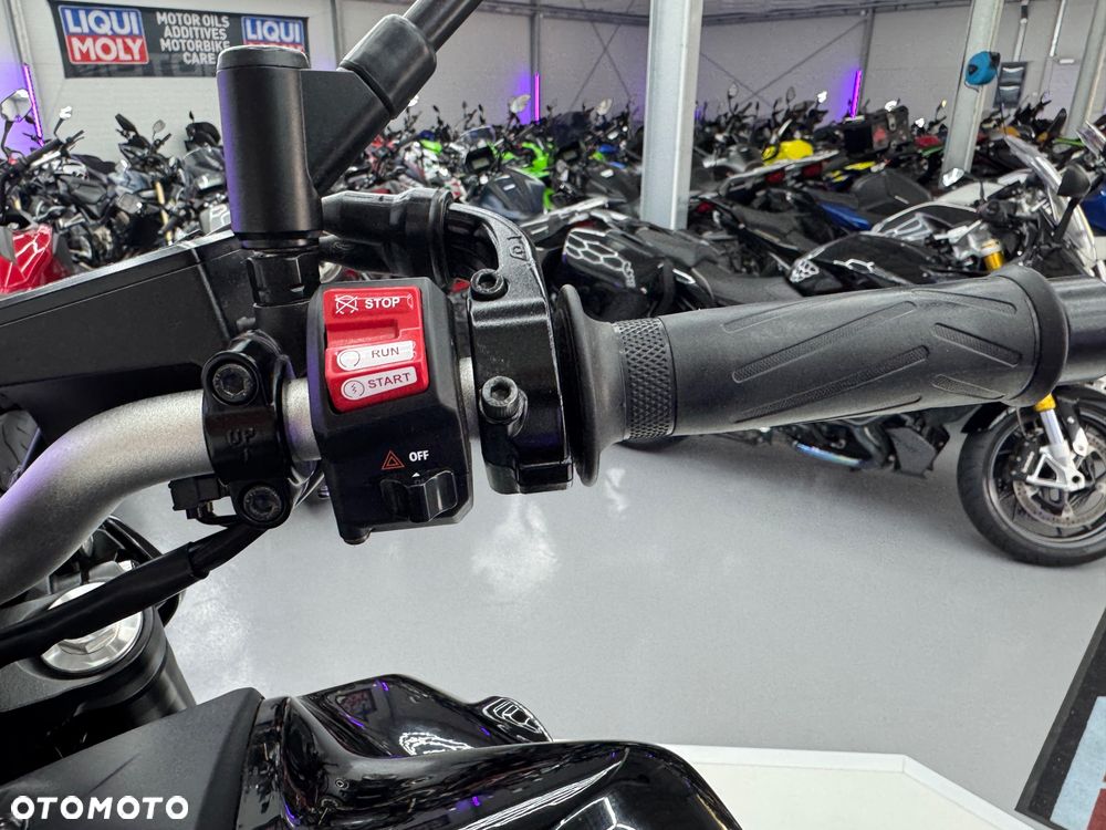 Yamaha MT - 34