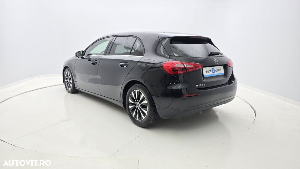 Mercedes-Benz A 180 - 10