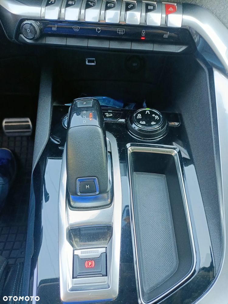 Peugeot 3008 2.0 BlueHDi Crossway S&S EAT8 - 18