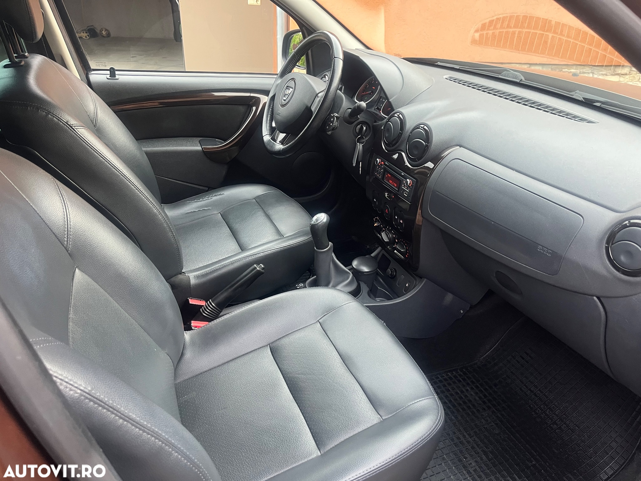 Dacia Duster 1.6 4x2 Prestige - 7
