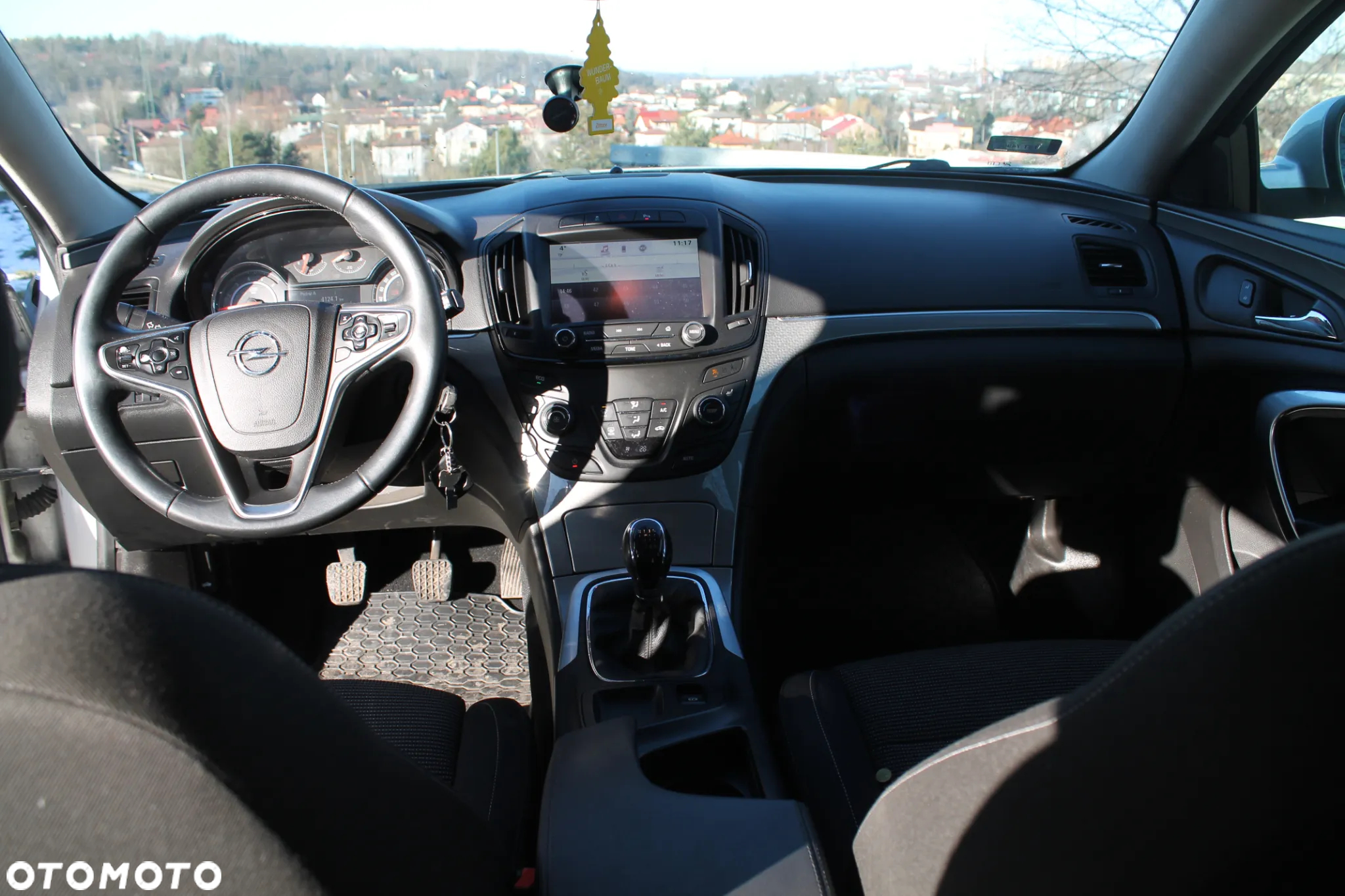 Opel Insignia - 11