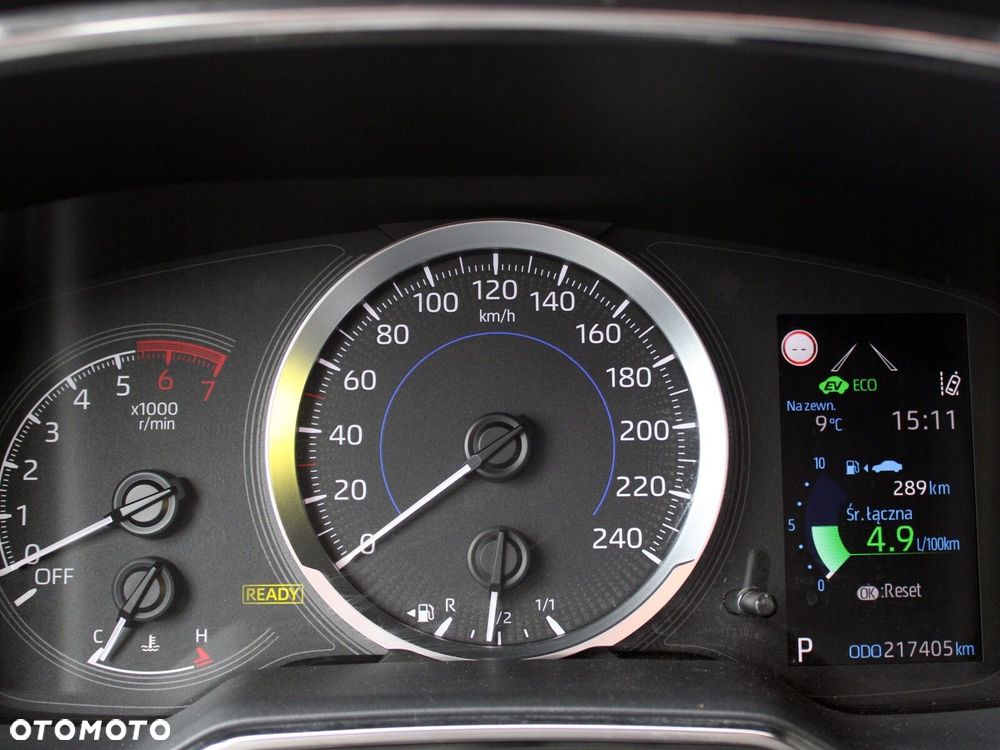 Toyota Corolla 1.8 Hybrid Comfort - 21