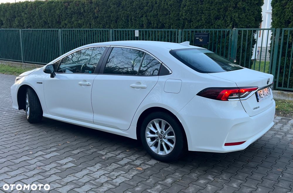 Toyota Corolla - 10