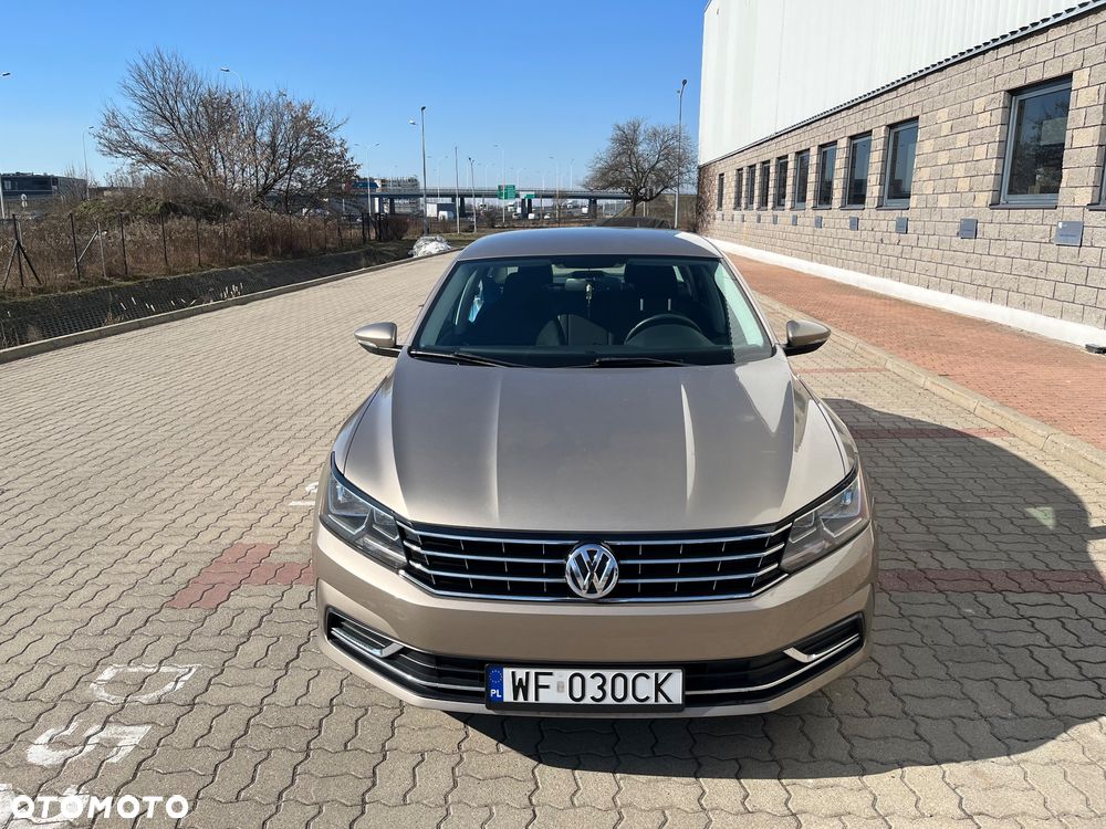 Volkswagen Passat 1.8 TSI (BlueMotion Technology) DSG Comfortline - 4