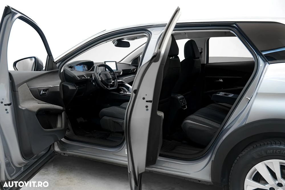 Peugeot 3008 PureTech 130 Stop & Start GPF EAT8 Active Business-Paket - 18