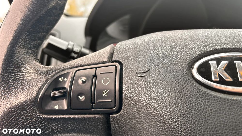 Kia Ceed Cee'd 1.6 Crdi M - 11