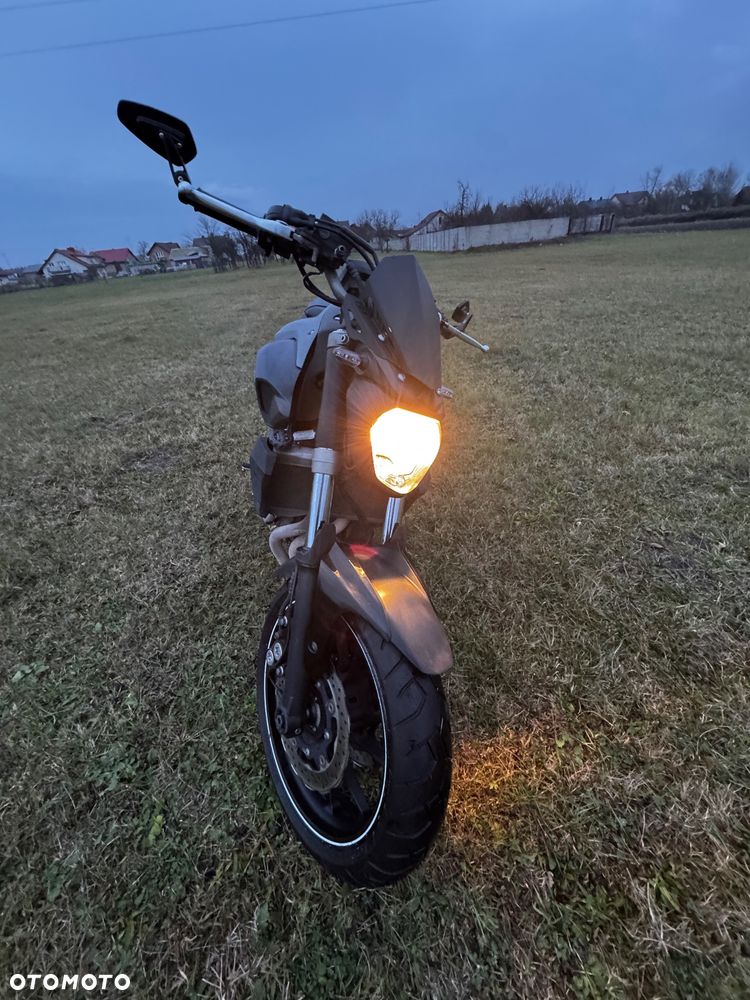 Yamaha MT - 10