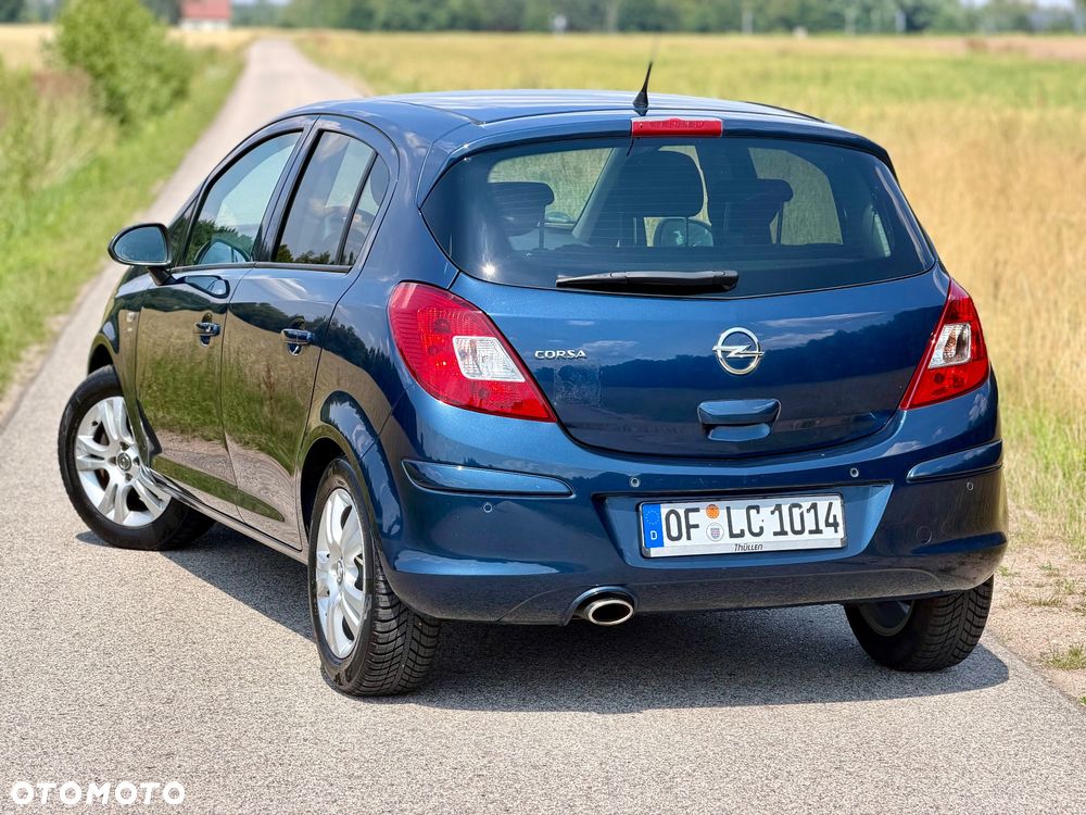 Opel Corsa 1.4 16V Satellite - 12