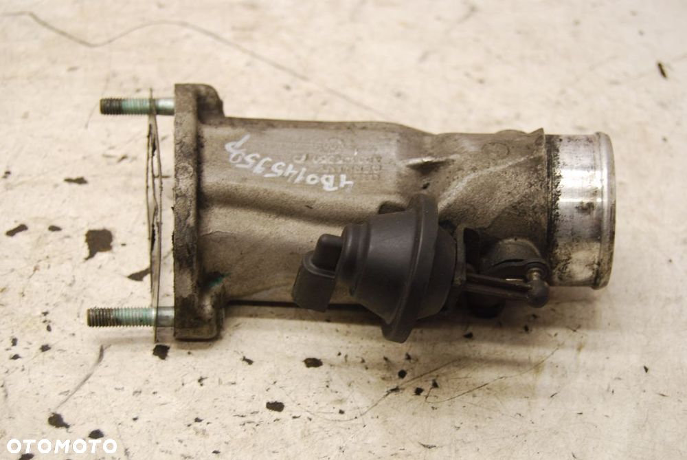 PRZEPUSTNICA EGR 4B0145950P AUDI A6 C5 2.5 TDI A4 B5 - 2