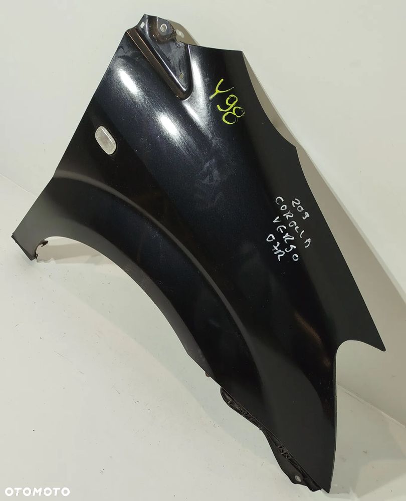 błotnik prawy przedni prawy przód TOYOTA COROLLA VERSO II 04-09 209 - 2